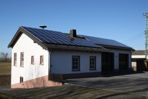 Bild: Fotovoltaikanlage 'Mehrzweckgebäude Roscheid'